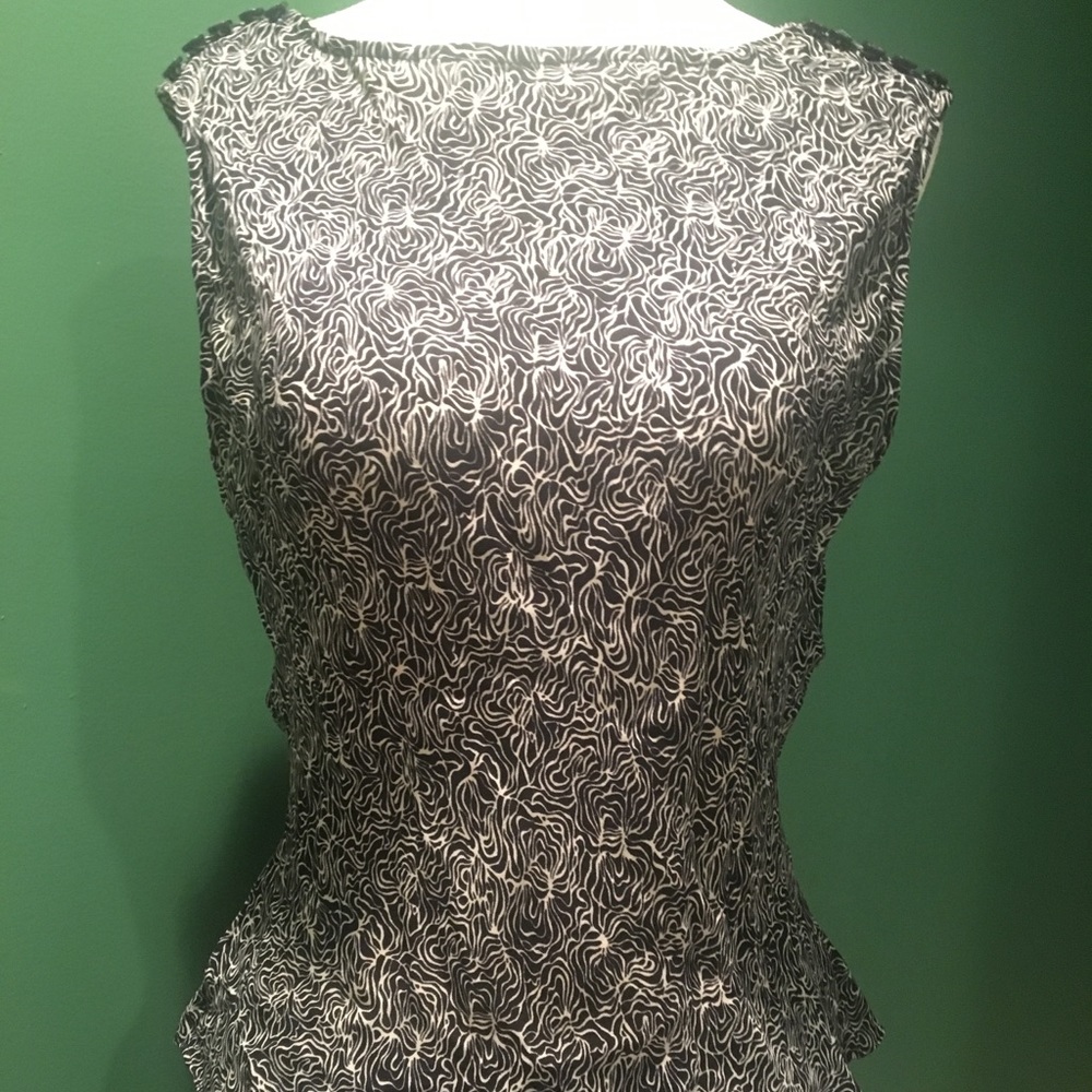 Michael Kors Black & White Sleeveless Pattern Top